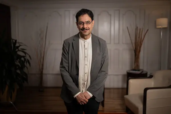 Cepeda responde con dureza a De la Espriella: “No nos asustan ni sus rugidos ni sus alaridos” tras elecciones en Colombia