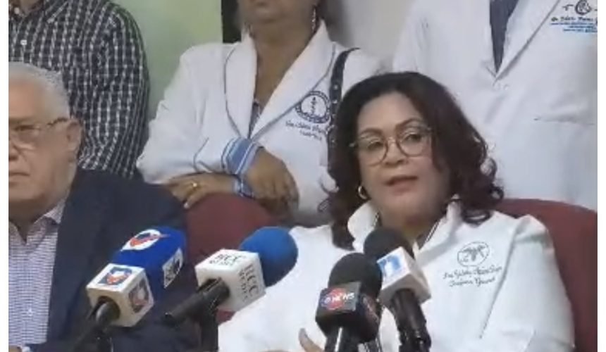 Médicos alertan sobre impacto del nuevo Código Penal; legisladores dicen estar abiertos a corregir artículos cuestionados