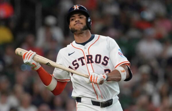 Jeremy Peña queda fuera de la alineación de los Astros tras molestia en la corva