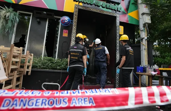 Aumentan a 33 los muertos por incendio en bar de Bangkok; Gobierno endurecerá controles