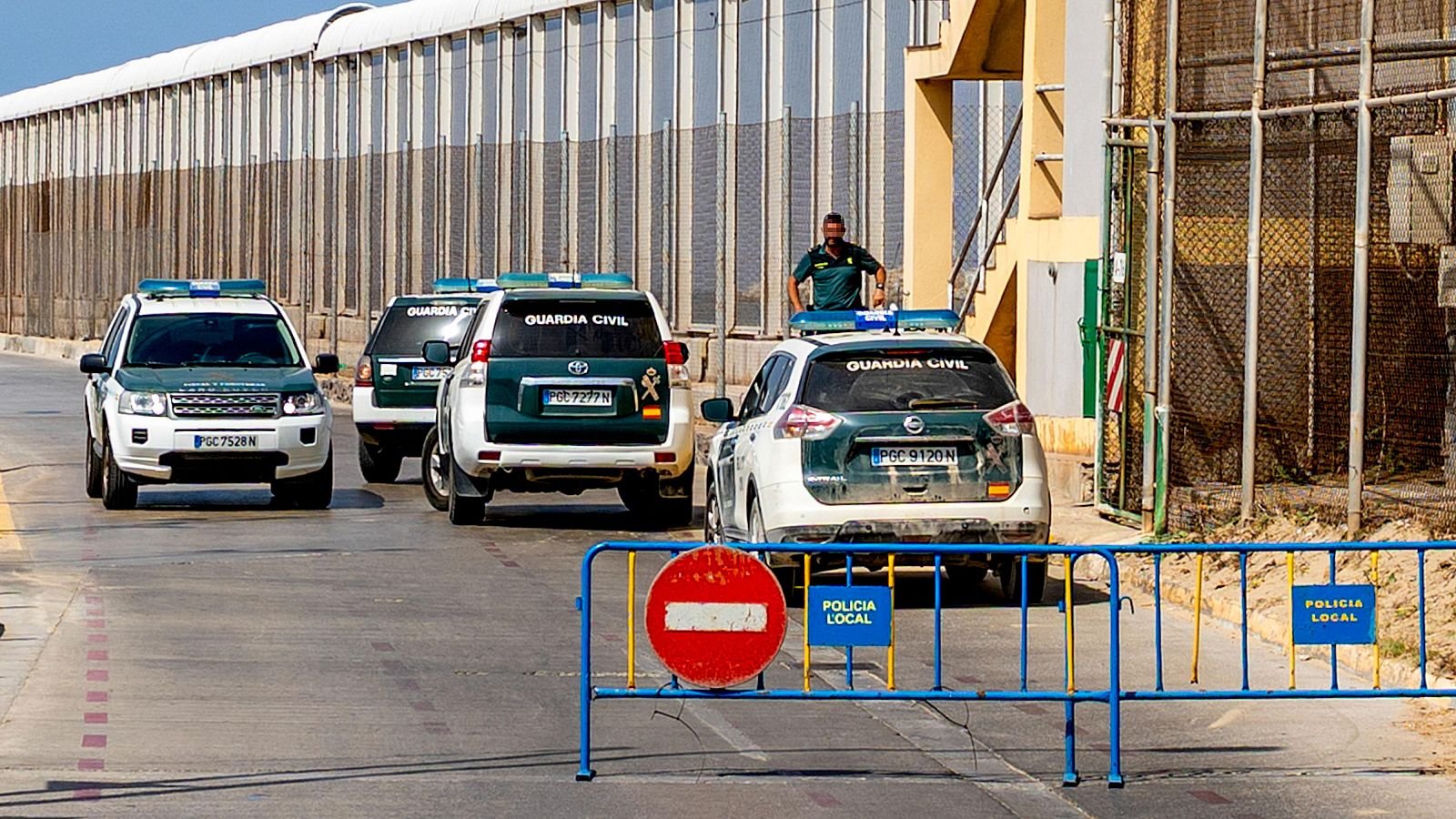 Ceuta y Melilla bajo presión: España refuerza frontera tras entrada masiva de migrantes