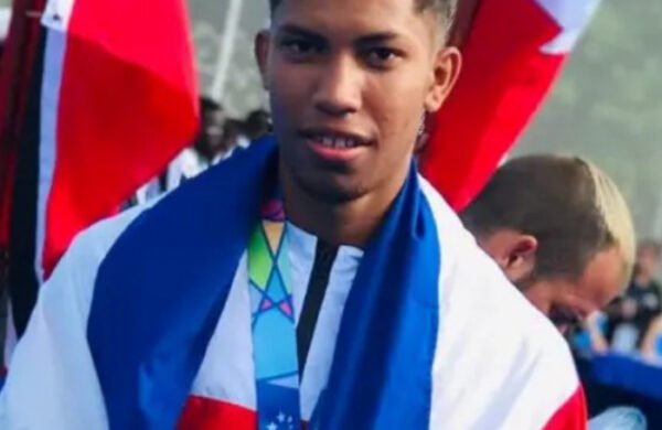 Jugador cubano de hockey habría desertado en Santo Domingo 2026