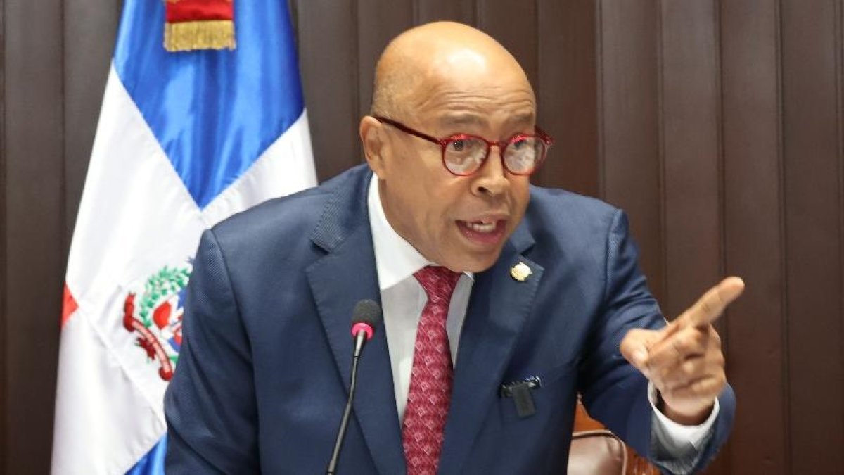 Pacheco convocó sesión extraordinaria para este sábado a las 10:00 a.m.