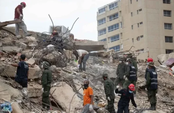 Rodríguez reportó 215 nuevos cuerpos rescatados en La Guaira