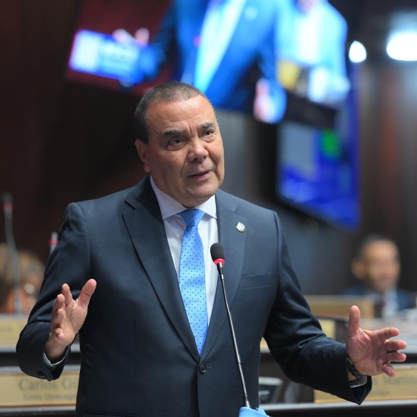 Diputado Tavárez advierte riesgo de explosión social por deuda