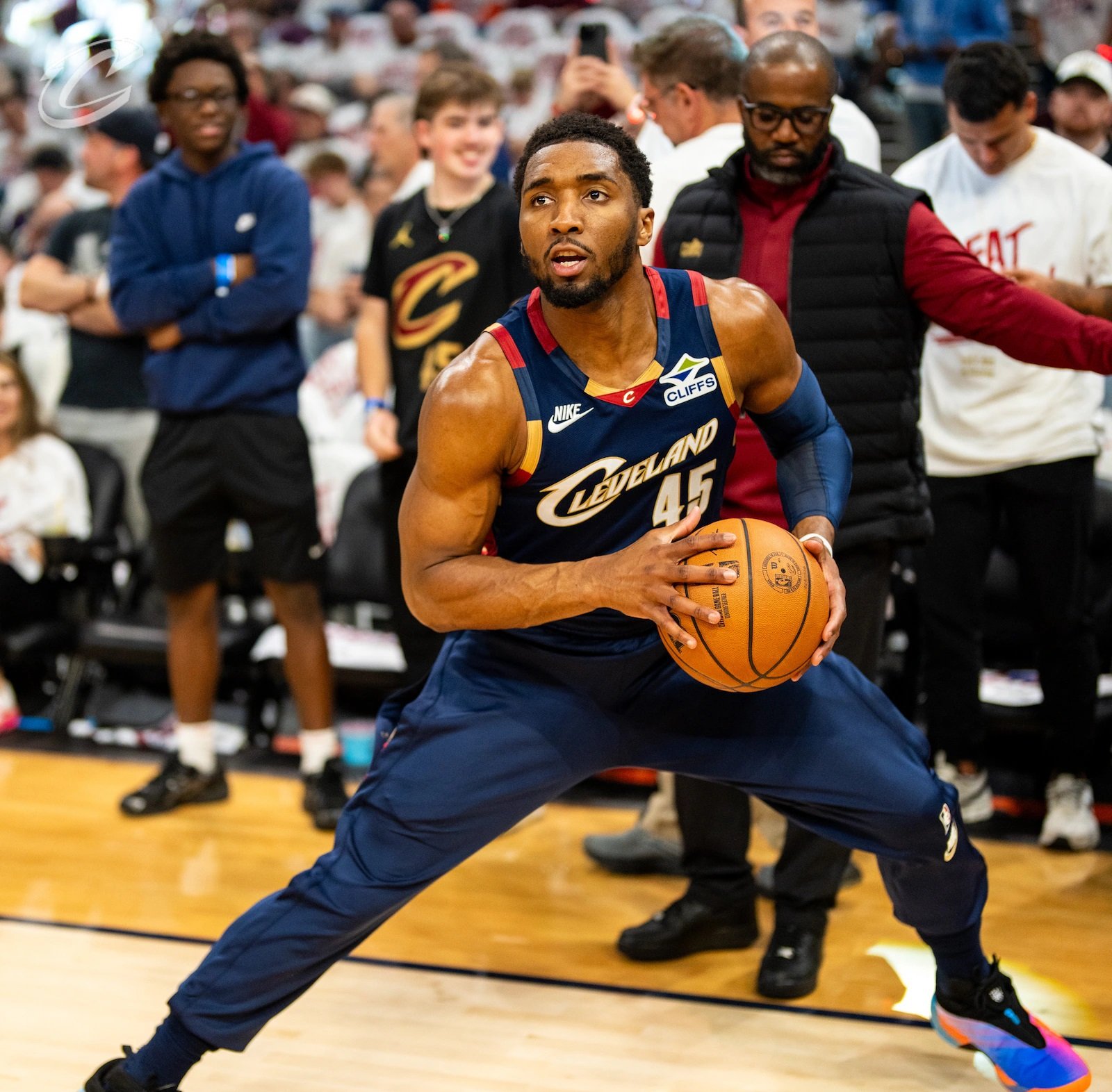 Mitchell aseguró su futuro en Cleveland hasta 2031