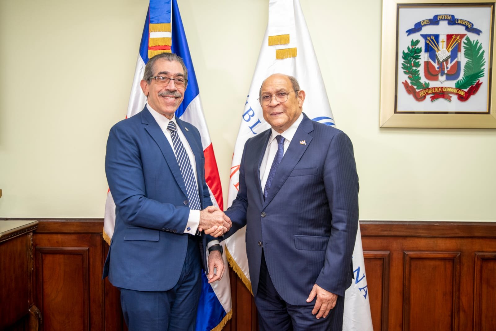 Rector electo de la UASD y Mescyt coordinan acciones para fortalecer la educación superior