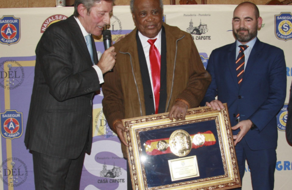 Muere José Legrá, leyenda del boxeo español y bicampeón mundial del peso pluma