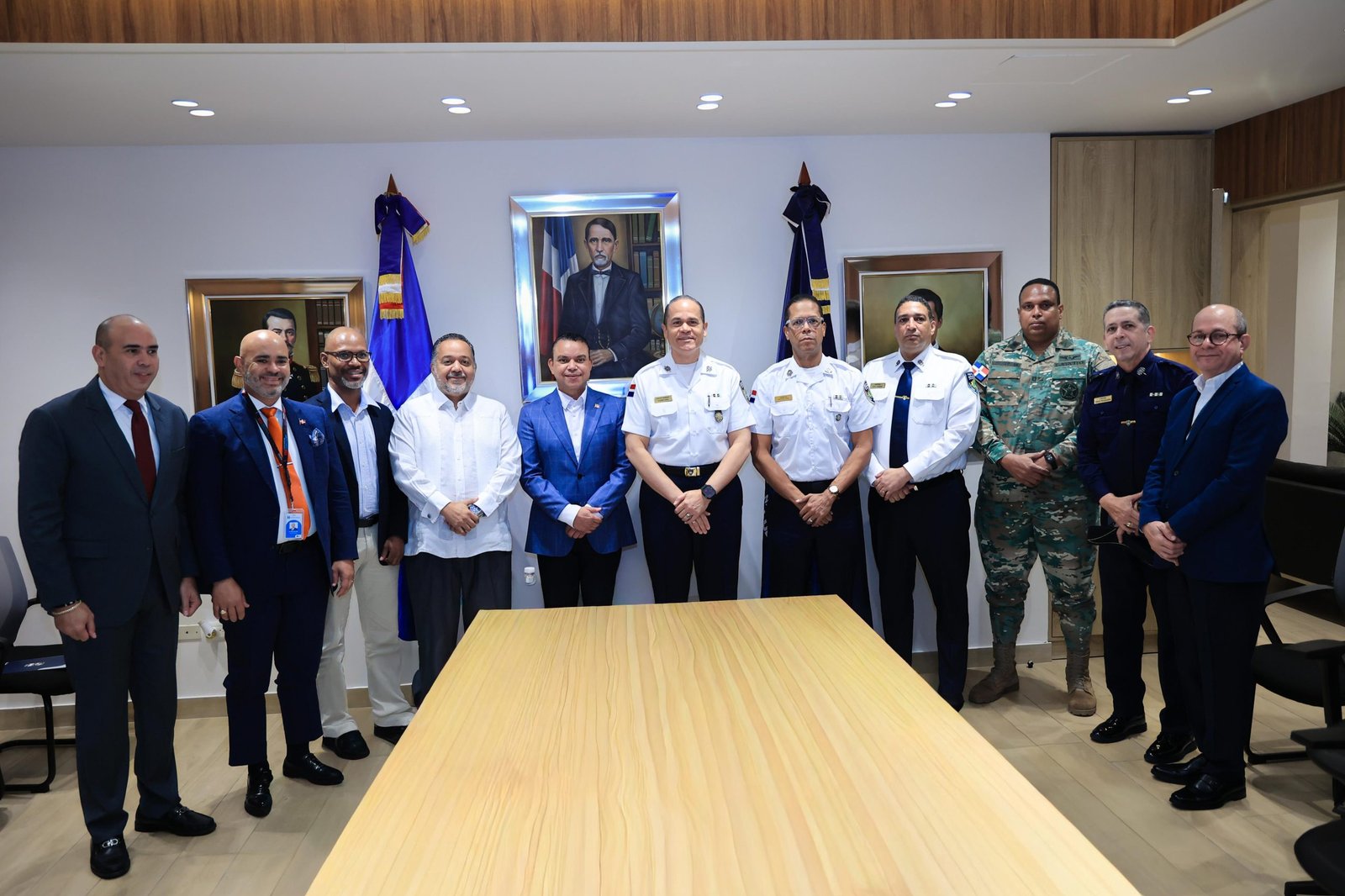 SNS y Policía Nacional acordaron reforzar seguridad hospitalaria