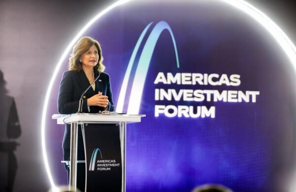 Raquel Peña resalta confianza y estabilidad en apertura del Americas Investment Forum 2026