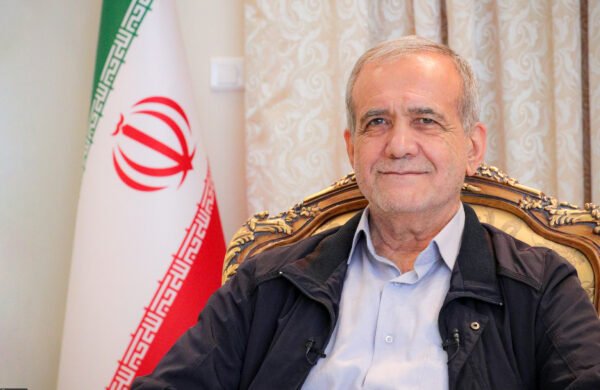 Pezeshkian prometió defender cada centímetro de Irán