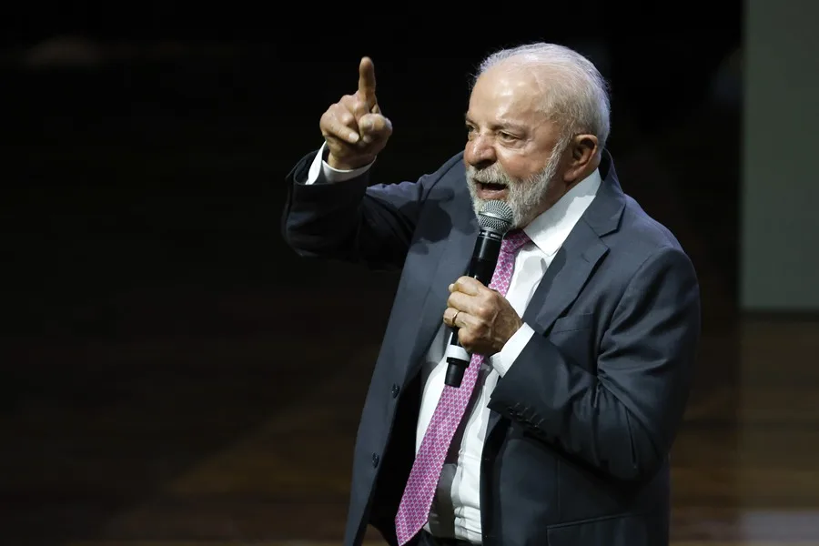 Lula retoma ventaja en encuestas a tres meses de elecciones en Brasil