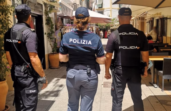 Italia incauta 340 kilos de cocaína oculta en cargamento de plátanos