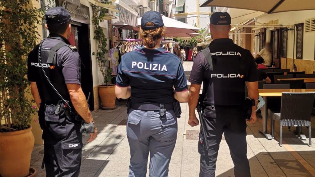 Italia incauta 340 kilos de cocaína oculta en cargamento de plátanos