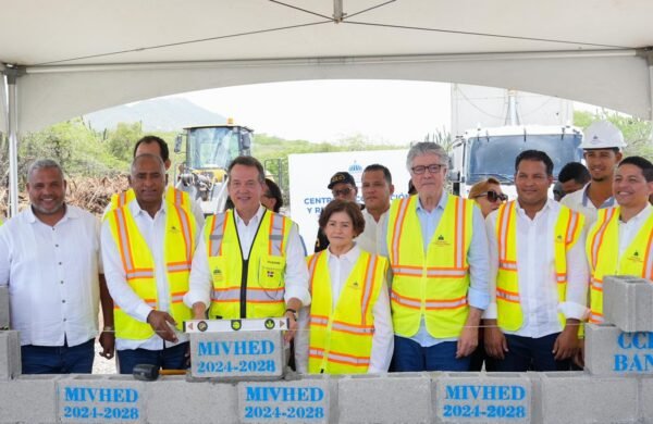 Gobierno inicia construcción de nuevo CCR en Baní