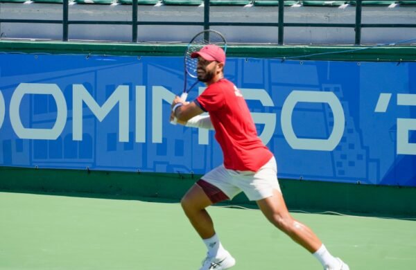 Nick Hardt conquista oro en Santo Domingo y repite título regional