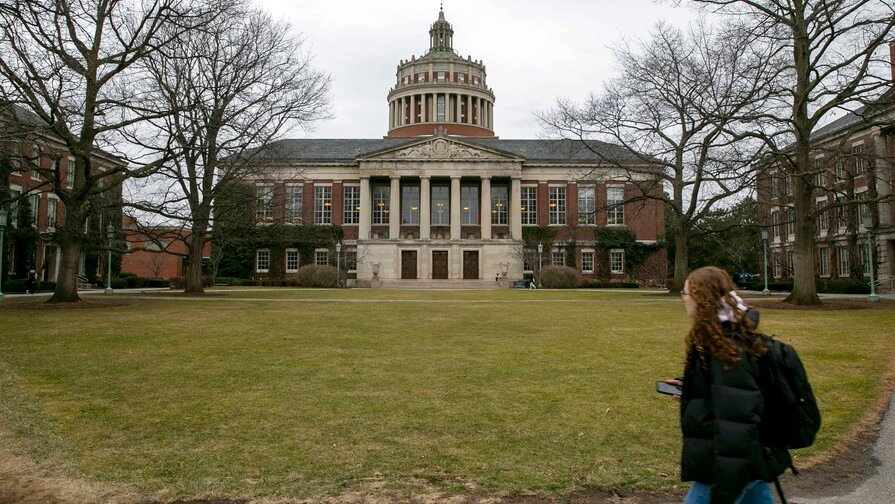 Organizaciones alertan: veto a indocumentados en universidades de Florida costará millones