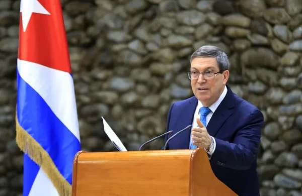 Cuba acusó a EE.UU. de agravar crisis energética con cerco petrolero