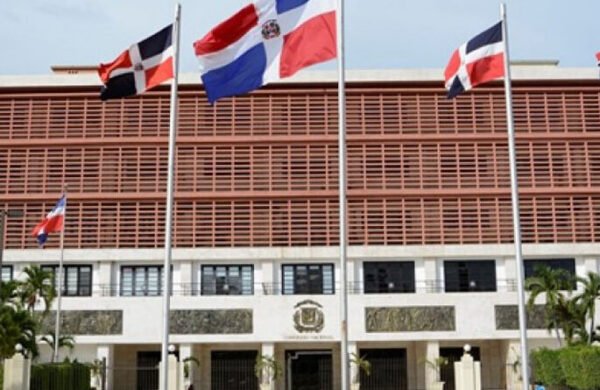 Congreso cierra legislatura con balance positivo, pero reformas clave perimen