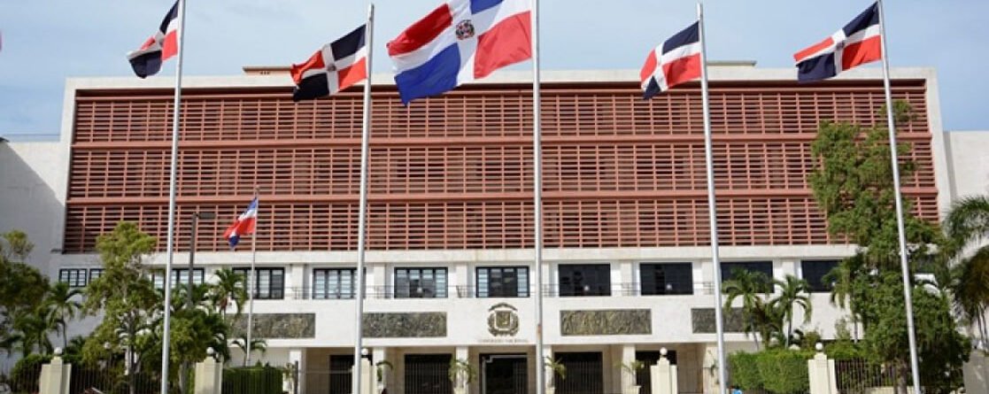 Congreso cierra legislatura con balance positivo, pero reformas clave perimen