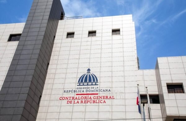 Contraloría regula cesiones de contratos con nueva circular