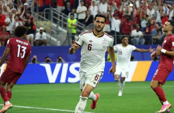 Merino repite milagro al 91’ y mete a España en cuartos