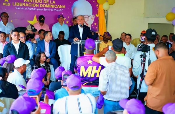 Danilo Medina asegura que el triunfo del PLD en las próximas elecciones “es indetenible”