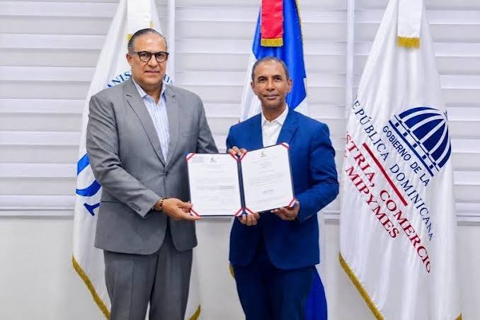 Ángel David Taveras Difo y Domingo Contreras