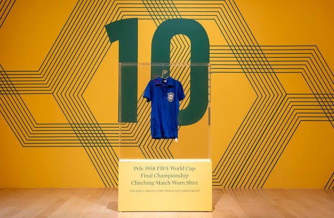 Récord histórico: subasta en Nueva York por prenda de Pelé