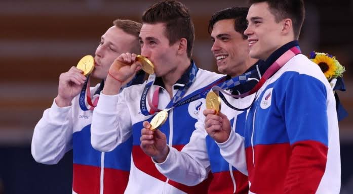 El himno ruso vuelve a sonar en un Mundial tras levantamiento parcial del veto