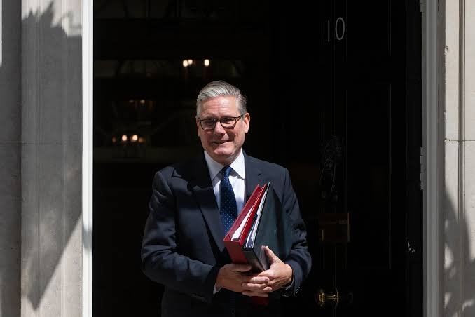Keir Starmer se despide del Parlamento sin dar consejos públicos a su sucesor