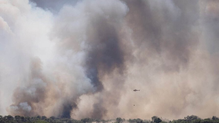 Incendio en Costa Brava obliga a confinar más de diez municipios