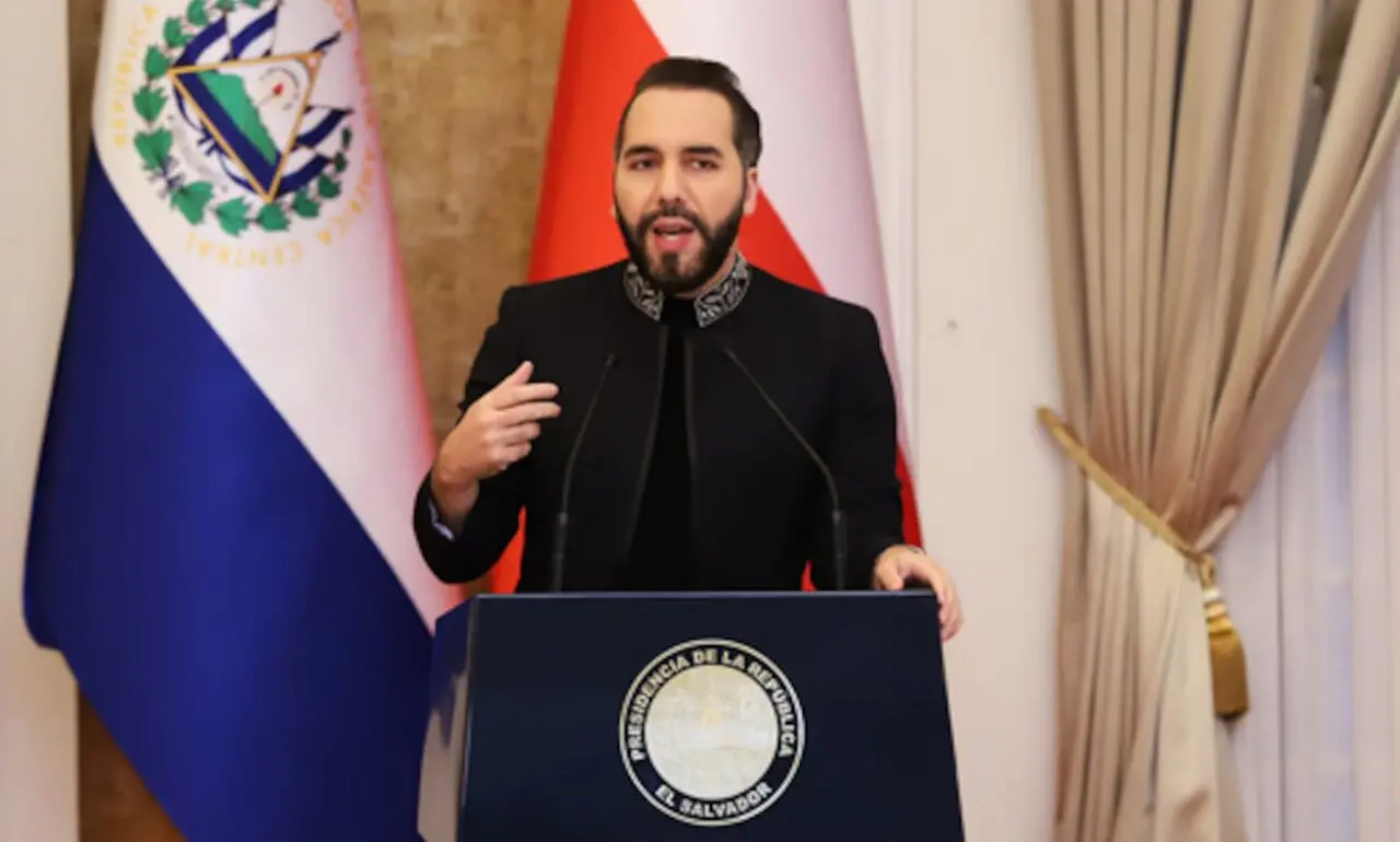 Mandatario respondió críticas de WOLA sobre reforma constitucional