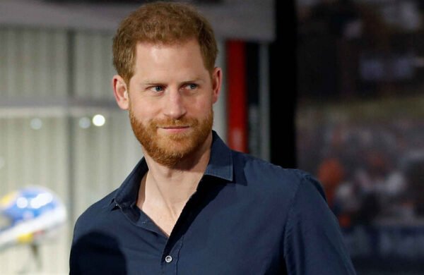 Harry y Elton John podrían pagar millones tras perder juicio contra Daily Mail