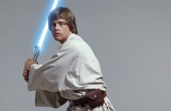 Récord en subasta: sable de ‘The Empire Strikes Back’ alcanzó cifra histórica