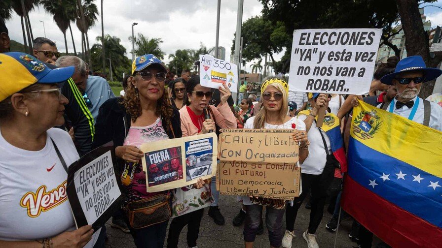 Protesta sindical pidió salida del Gobierno y criticó respuesta a terremotos
