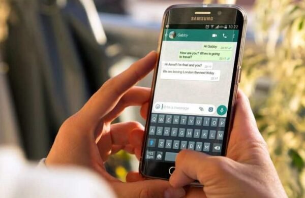 UE autoriza escaneo de chats contra abuso infantil hasta 2028
