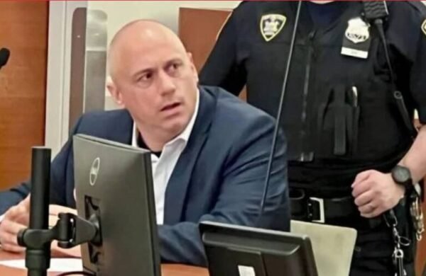 “Destituido inspector del NYPD acusado de intento de violación
