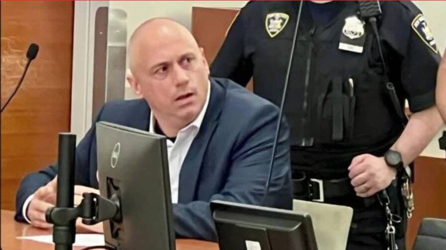 “Destituido inspector del NYPD acusado de intento de violación